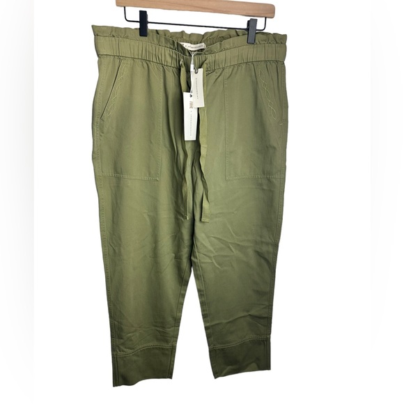 Anthropologie Frye Domi Paperbag Waist Pants Ankle Length Sz 29 NWT Green Khaki - Picture 3 of 7